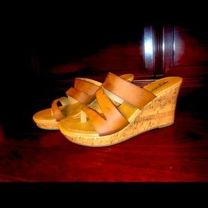 Arizona jean leather wedges
